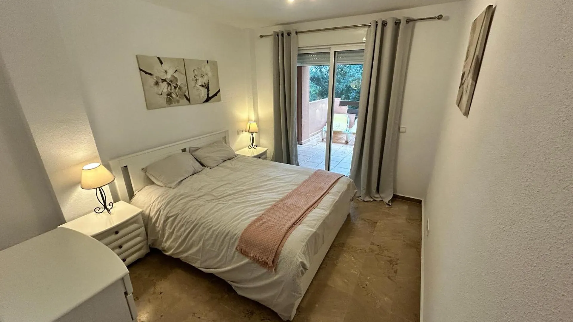 Bel Appartement Casares Costa, Andalousie